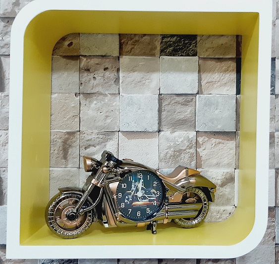 https://www.fullyedekparca.com/Motorsiklet Saat Alarmlı Masa Saati Gold Renk Dekoratif Plastik Hediyelik Saat